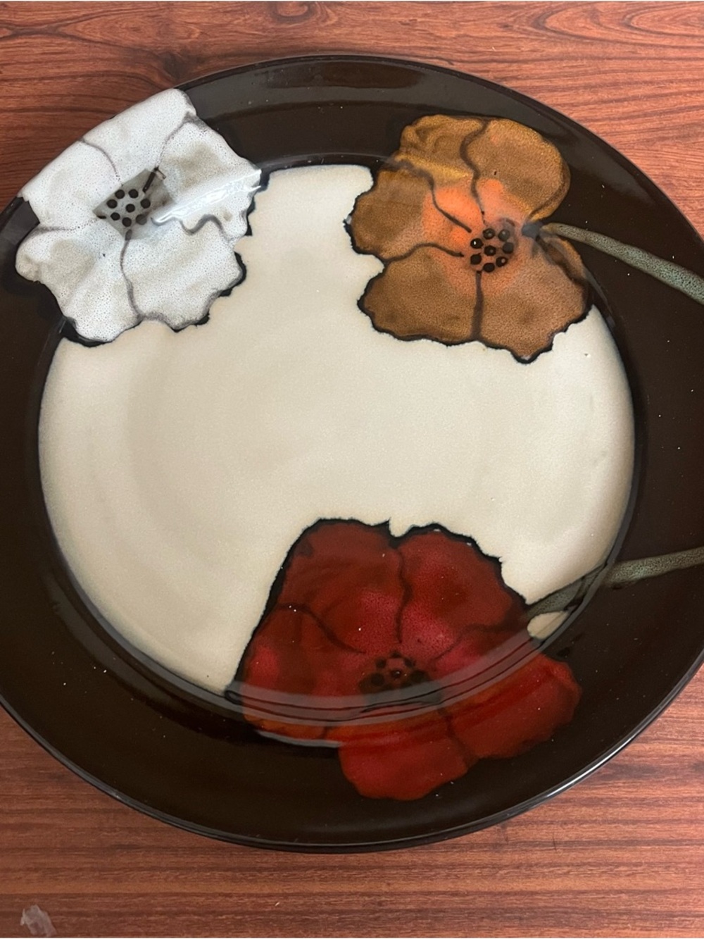 Vintage Pfaltzgraff Painted
 Ceramic Floral Accent Plate in White, Red & Orange